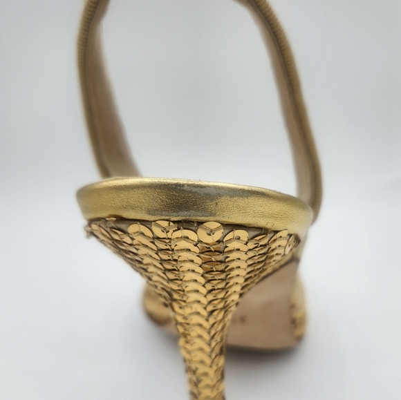 Manolo Blahnik sequined sling back heel - Picture 4 of 8